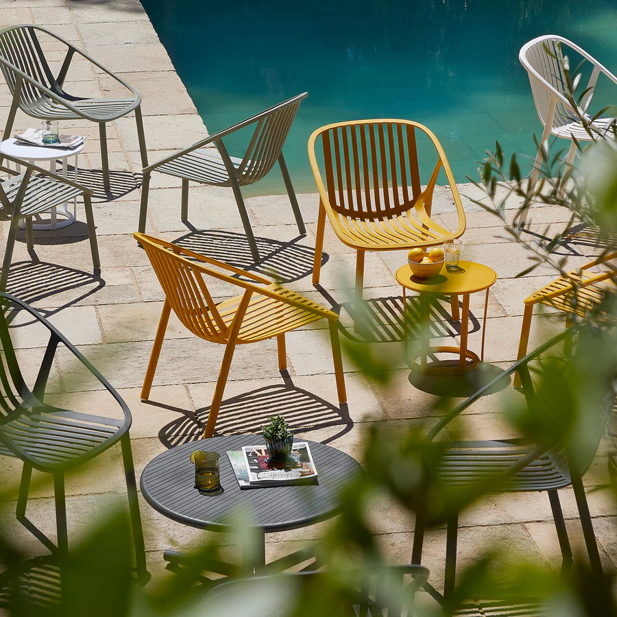Resol_Chair_Bini_Mood7_900x.webp